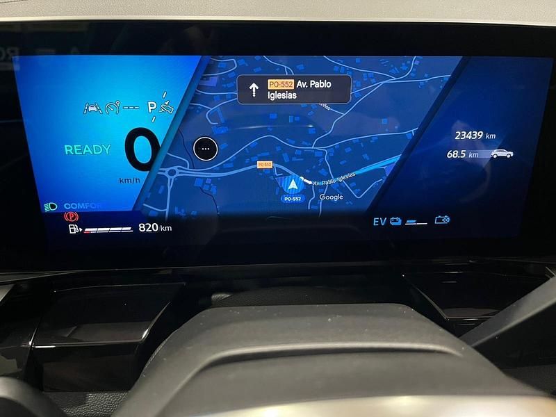 Usado Renault Austral Techno 200 CV (147 kW) 2025 Rojo SUV