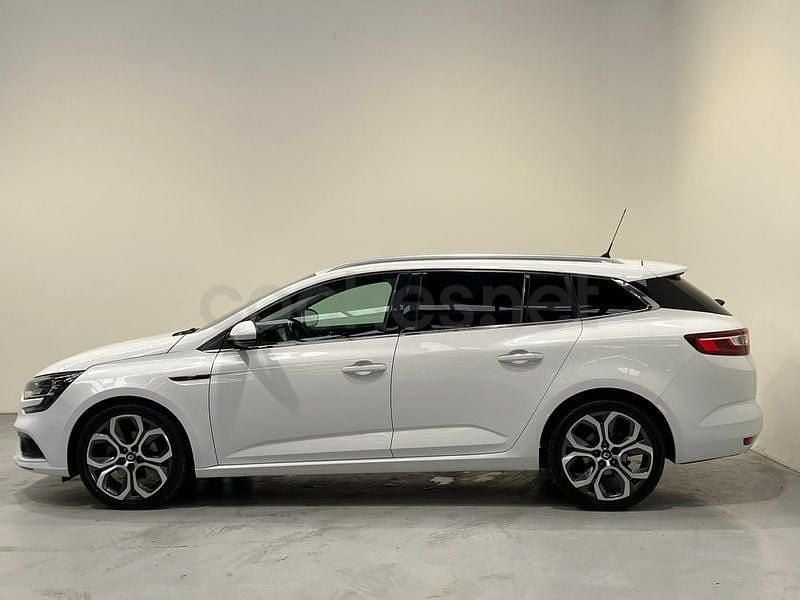 Usado Renault Mégane GrandTour Business 110 CV (80 kW) 2016 Blanco Familiar