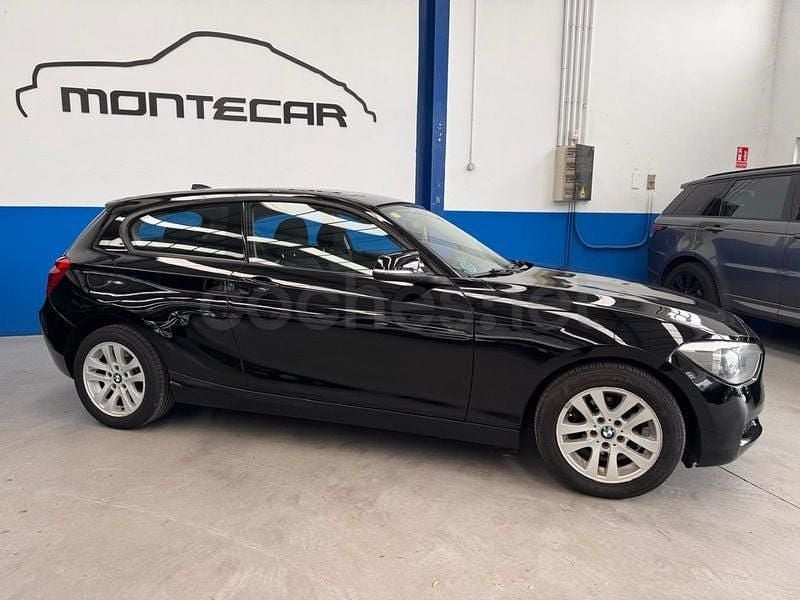 Usado BMW 114 102 CV (75 kW) 2012 Negro Utilitario