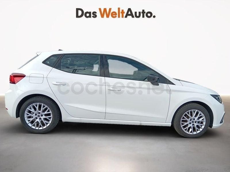 Usado Seat Ibiza FR 115 CV (84 kW) 2024 Blanco Utilitario