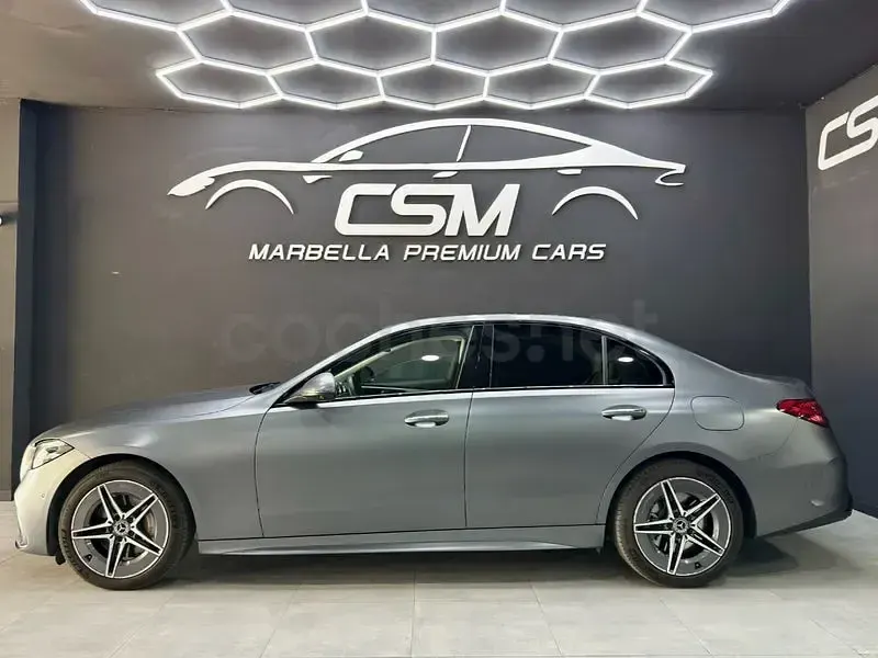 Usado Mercedes C300e 313 CV (230 kW) 2023 Gris / plata Berlina