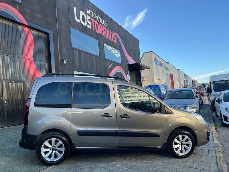 Usado Citroën Berlingo XTR 100 CV (73 kW) 2016 Beige Monovolumen