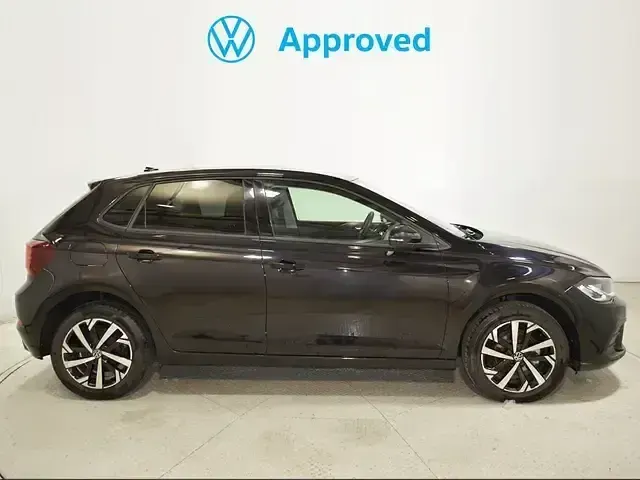 Usado VW Polo 95 CV (69 kW) 2025 Negro Utilitario