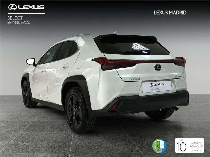 Usado Lexus UX 184 CV (135 kW) 2024 SUV