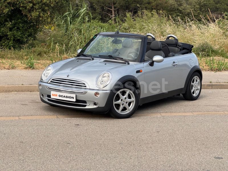 Gris / plata Usado 2005 Mini Cooper Cabriolet Descapotable | 6899 € (Precio justo) - Imagen 1/4