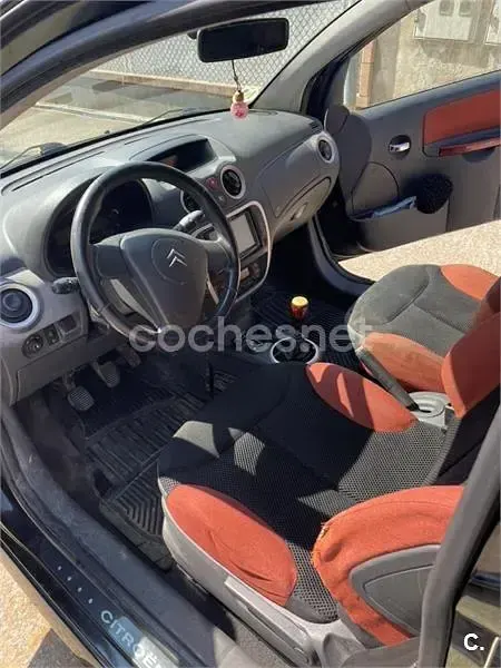 Usado Citroën C2 VTR Sport 70 CV (51 kW) 2006 Negro Utilitario