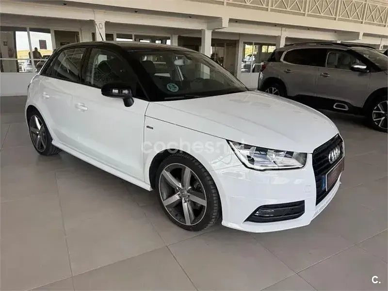 Usado Audi A1 Sportback Attraction 116 CV (85 kW) 2018 Blanco Utilitario