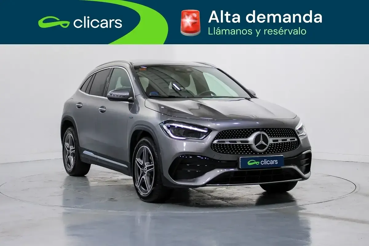 Usado Mercedes GLA250 218 CV (160 kW) 2021 Gris / plata SUV