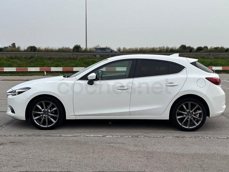 Usado Mazda 3 Edition 150 CV (110 kW) 2018 Blanco Berlina