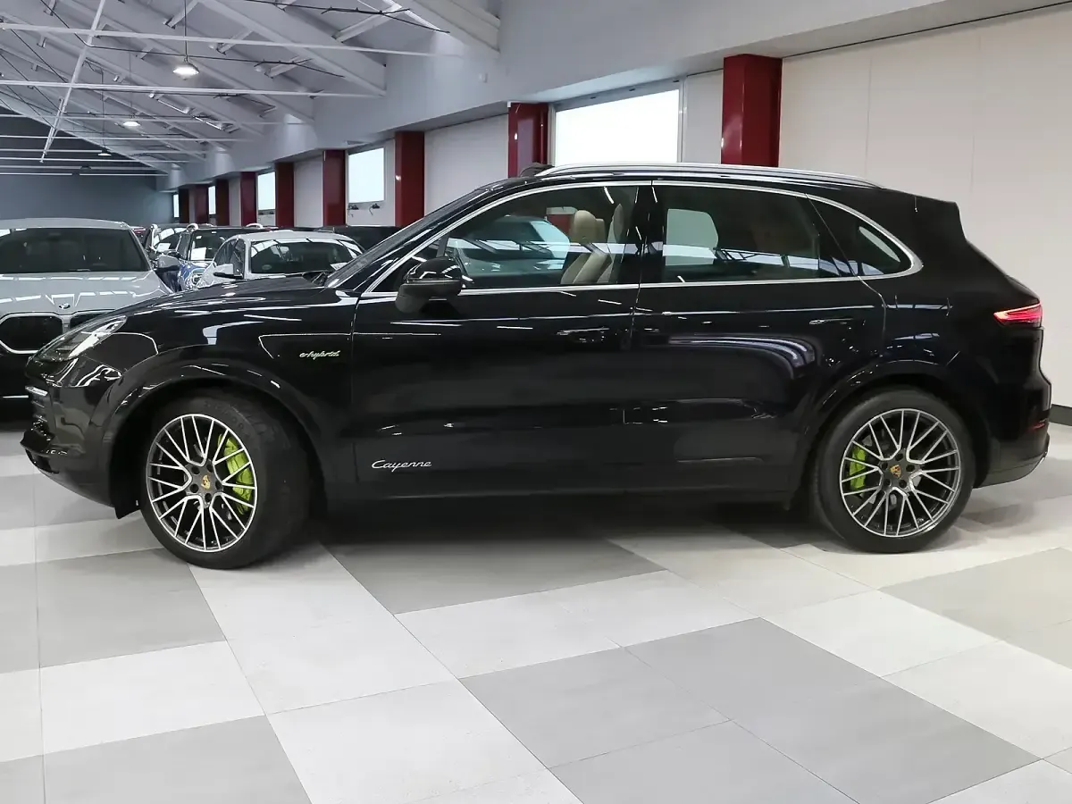 Occasion Porsche Cayenne 462 PK (339 kW) 2020 Zwart SUV