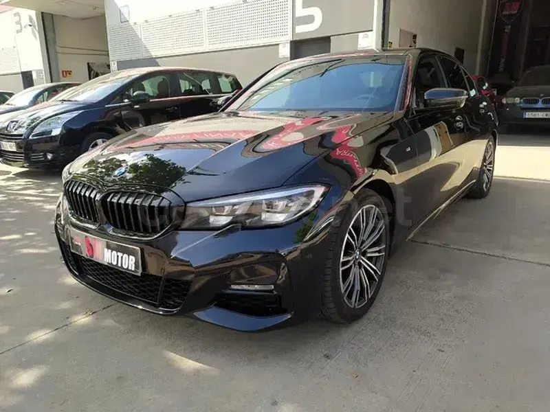 Usado BMW 318 Comfort Edition 150 CV (110 kW) 2021 Negro Berlina