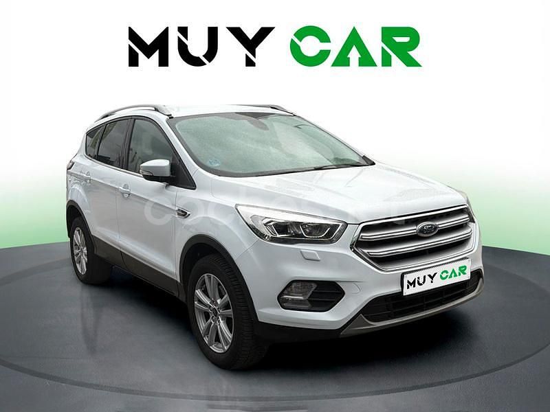 Blanco Usado 2018 Ford Kuga Trend SUV | 14.490 € (Precio justo) - Imagen 1/4