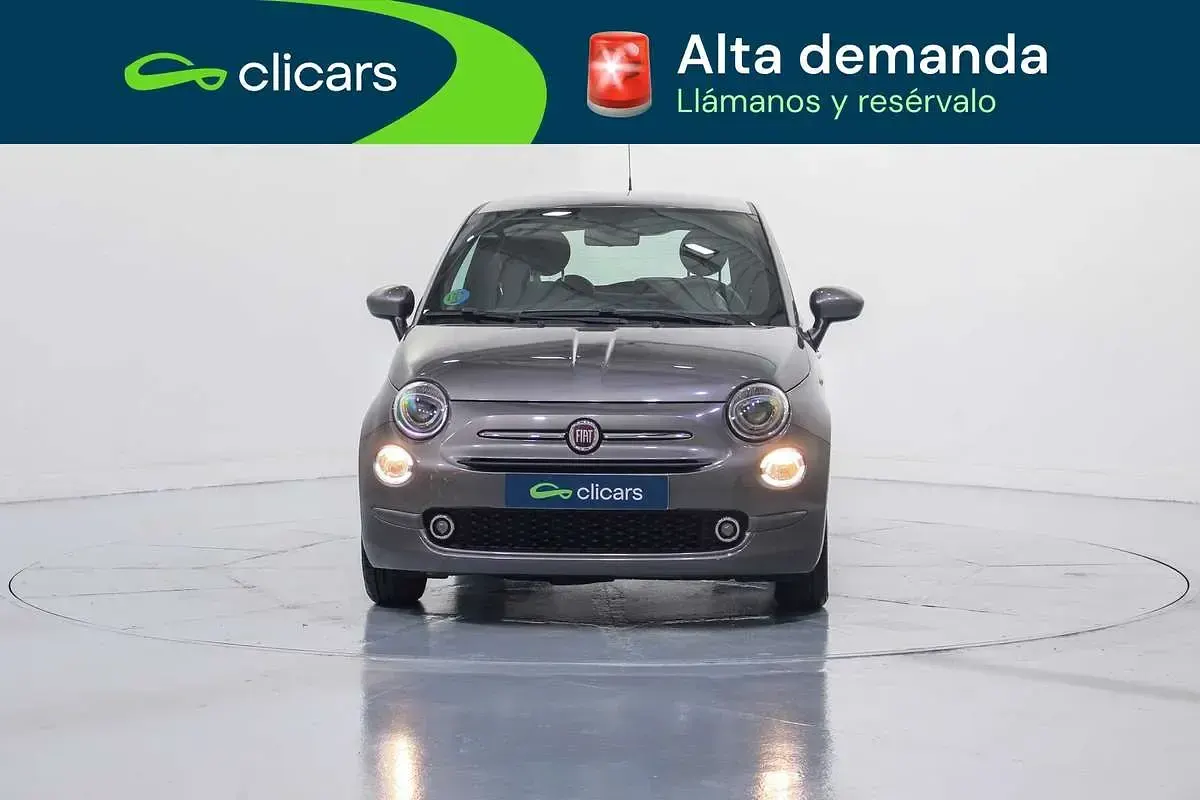 Usado Fiat 500 71 CV (52 kW) 2023 Gris Utilitario