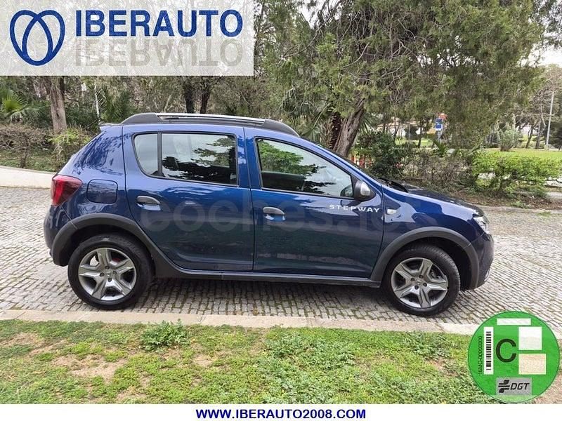 Usado Dacia Sandero Comfort 95 CV (69 kW) 2019 Azul Berlina