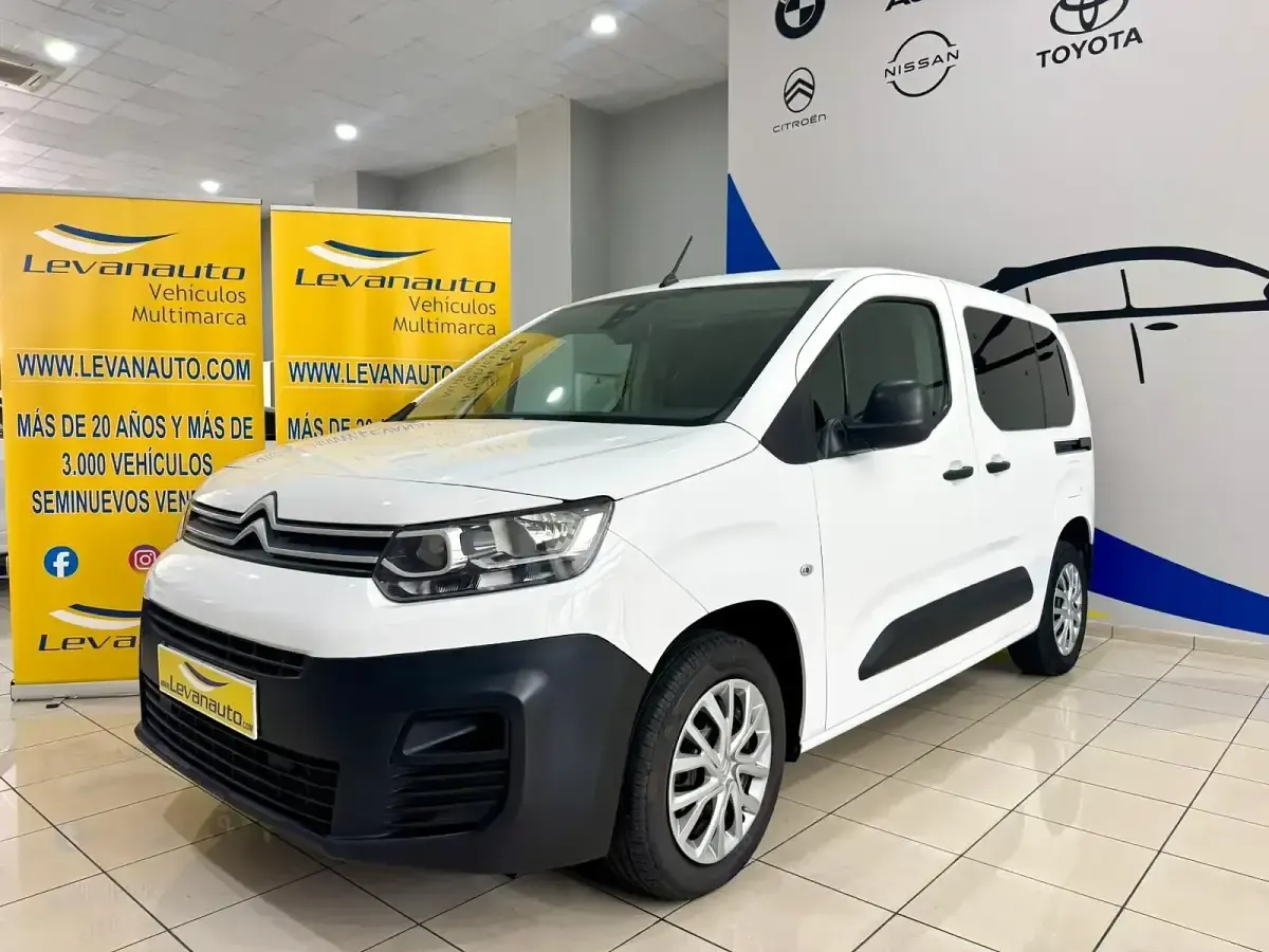 Usado Citroën e-Berlingo Live 100 CV (73 kW) 2021 Blanco