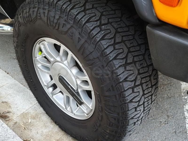 Usado Hummer H3 245 CV (180 kW) 2007 Amarillo SUV