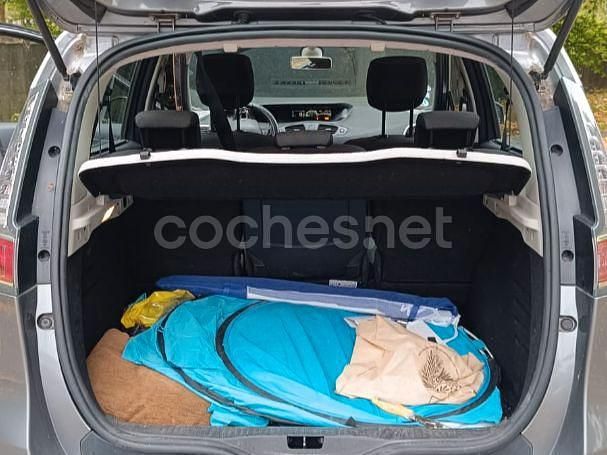 Usado Renault Scénic III Bose Edition 130 CV (95 kW) 2014 Gris / plata Monovolumen