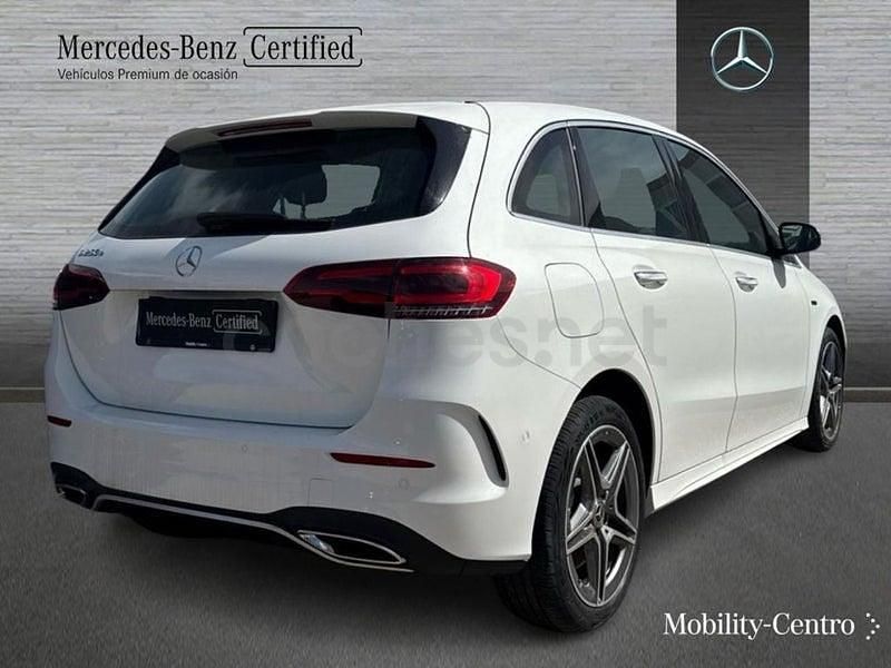 Usado Mercedes B250e 218 CV (160 kW) 2021 Blanco Monovolumen