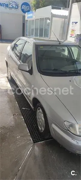 Usado Citroën Xsara Seduction 71 CV (52 kW) 1998 Gris / plata Berlina