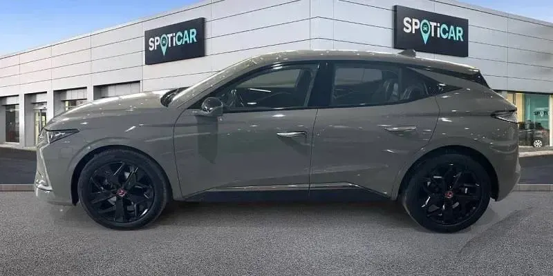 Usado DS Automobiles DS4 Performance 131 CV (96 kW) 2022 Gris SUV