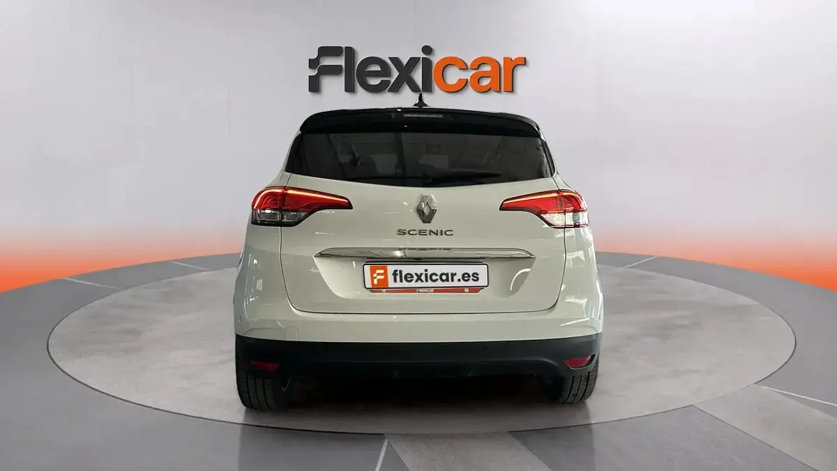 Usado Renault Scénic IV Intens 110 CV (80 kW) 2018 Blanco Monovolumen