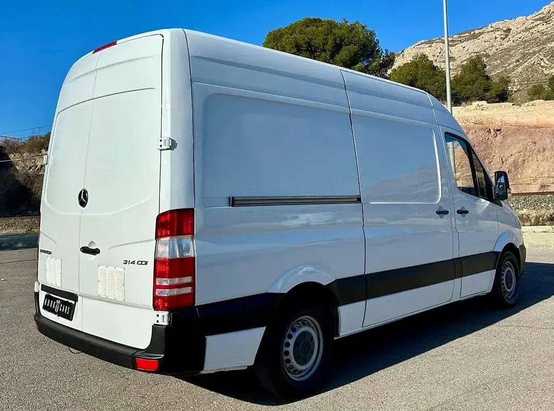 Usado Mercedes Sprinter 143 CV (105 kW) 2019 Blanco Van