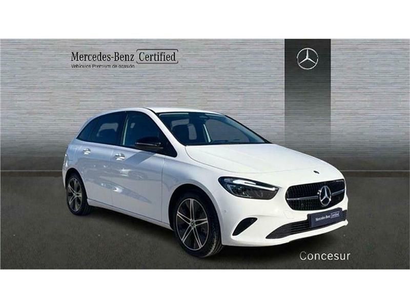 Usado Mercedes B250e 218 CV (160 kW) 2024 Blanco polar Utilitario