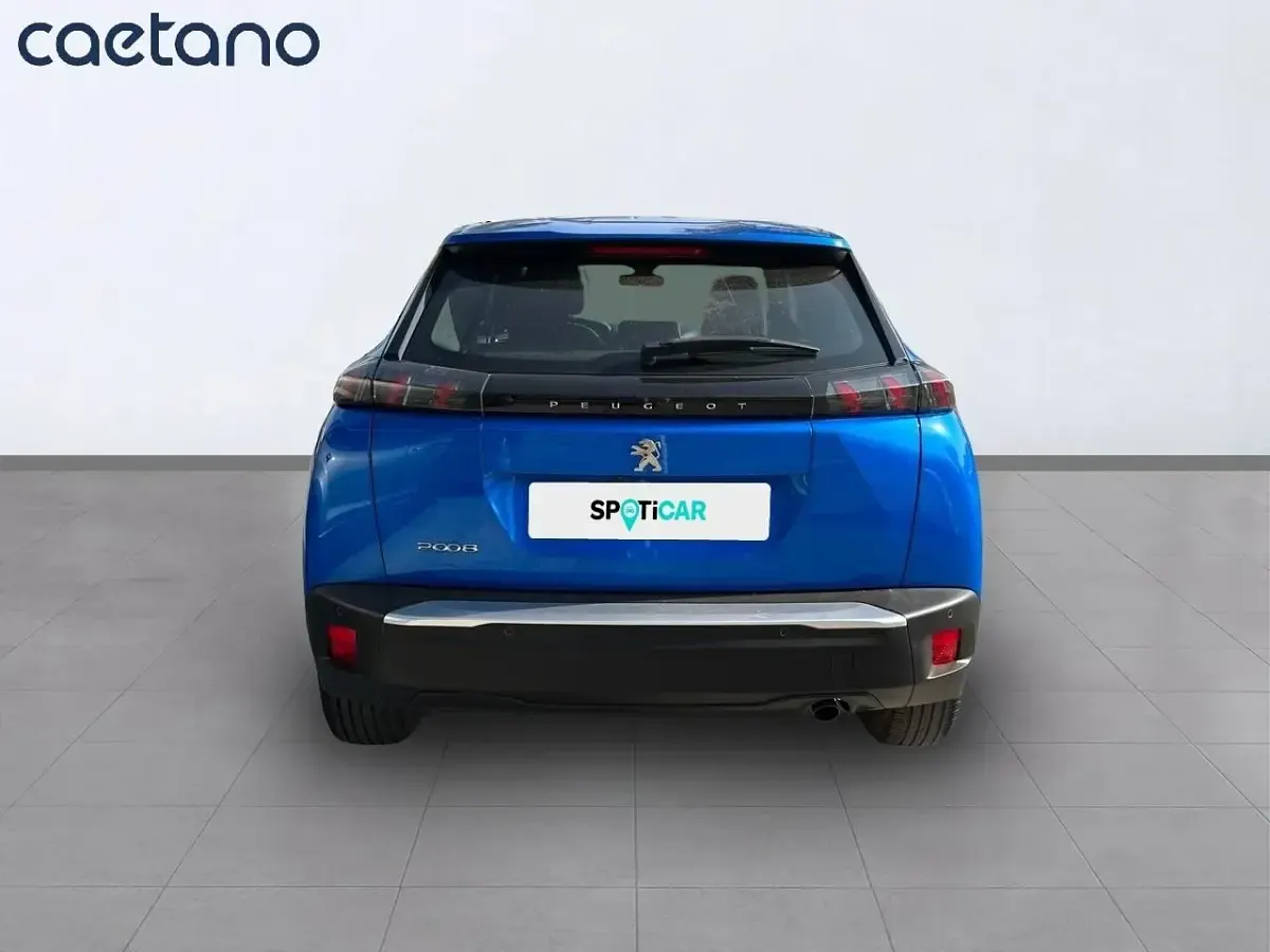 Usado Peugeot 2008 Active 100 CV (73 kW) 2023 Azul SUV
