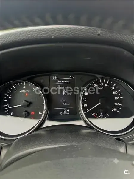 Usado Nissan Qashqai Tekna 115 CV (84 kW) 2014 Blanco SUV