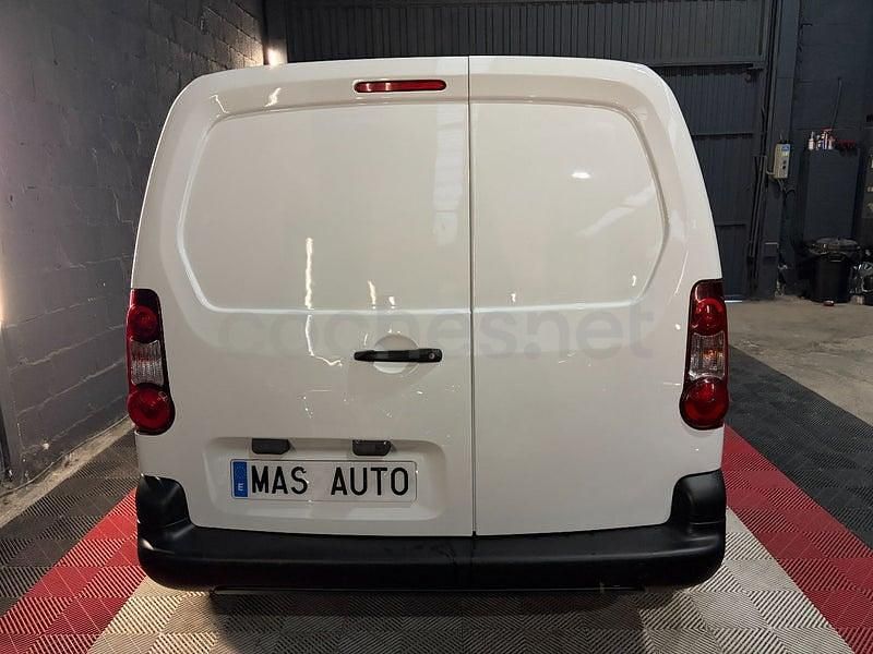 Usado Citroën Berlingo Tonic 75 CV (55 kW) 2014 Blanco Monovolumen
