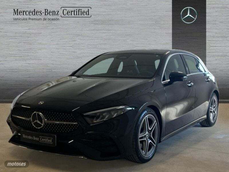 Negro Usado 2024 Mercedes A200 Berlina | 33.900 € (Precio justo) - Imagen 1/4
