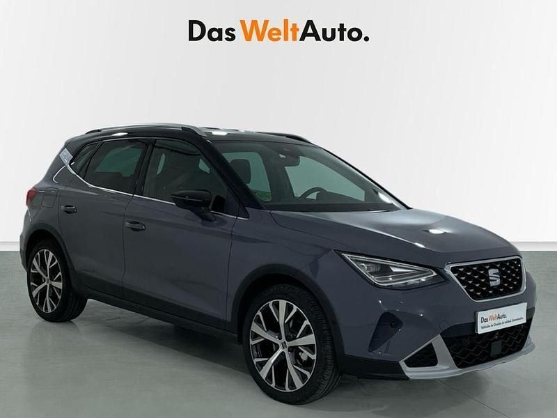 Usado Seat Arona Xperience 115 CV (84 kW) 2025 Gris SUV