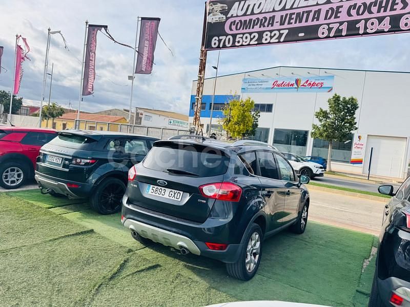 Usado Ford Kuga Trend 140 CV (102 kW) 2010 Gris / plata SUV