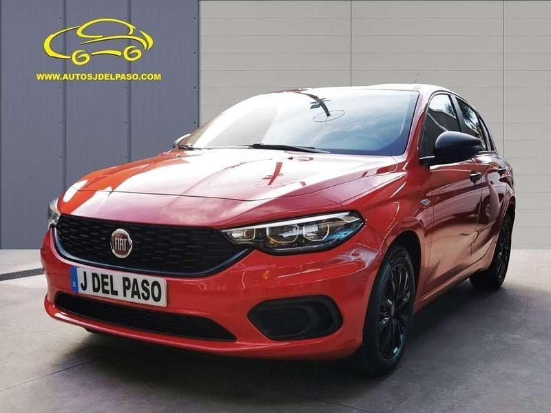Rojo Usado 2019 Fiat Tipo Street Utilitario | 7900 € (Buen precio) - Imagen 1/4