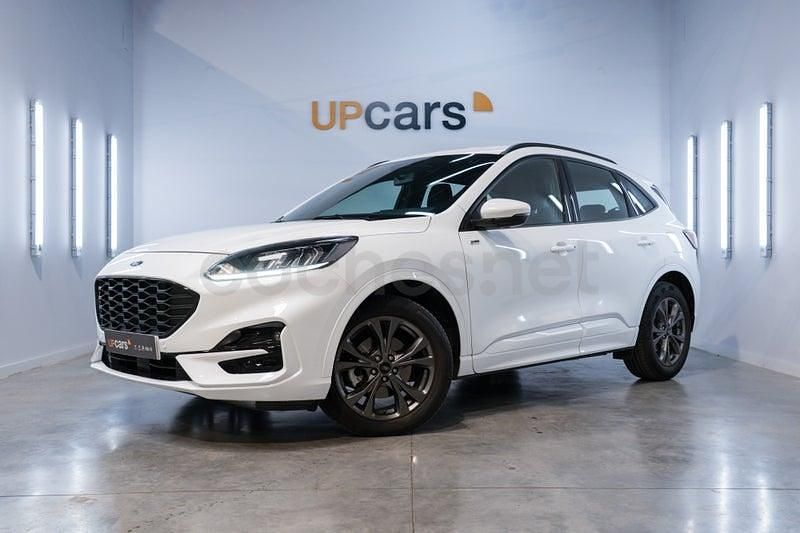 Usado Ford Kuga ST-Line 150 CV (110 kW) 2022 Blanco SUV