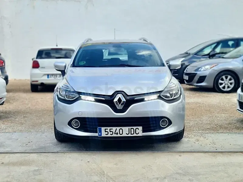 Usado Renault Clio 90 CV (66 kW) 2015 Gris / plata Familiar