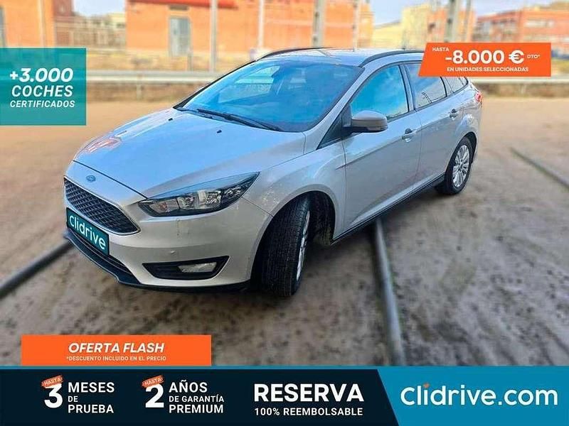 Gris Usado 2015 Ford Focus Trend+ Familiar | 4990 € (Caro) - Imagen 1/3