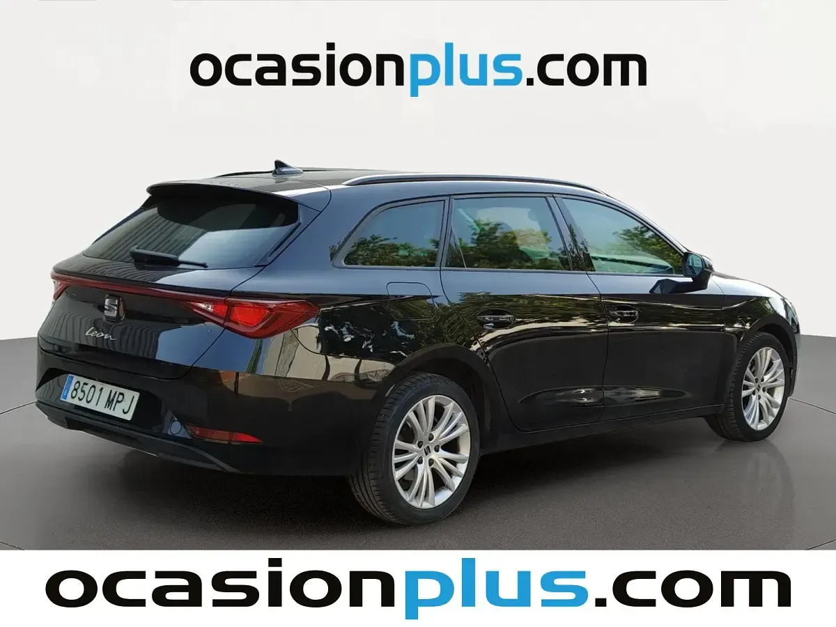 Usado Seat Leon ST Style 150 CV (110 kW) 2024 Negro Familiar