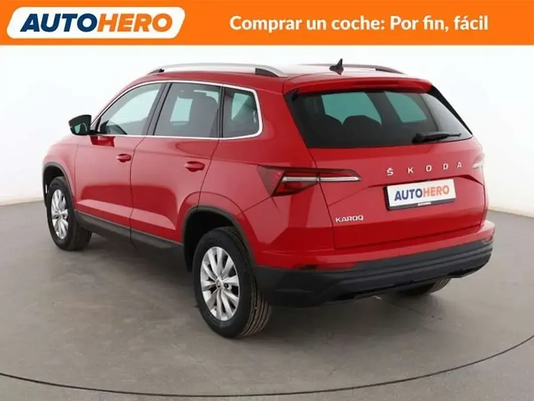 Usado Skoda Karoq Ambition 150 HP (110 kW) 2022 Vermelho SUV