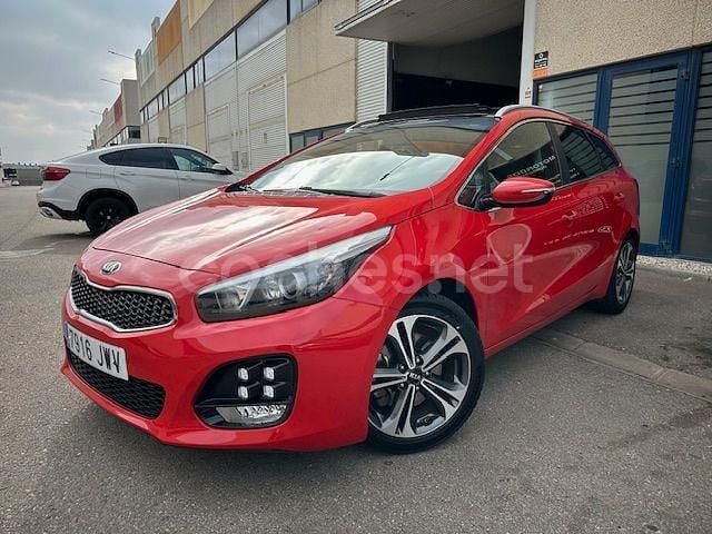 Rojo Usado 2017 Kia Ceed Sportswagon GT-Line Familiar | 10.990 € (Buen precio) - Imagen 1/4