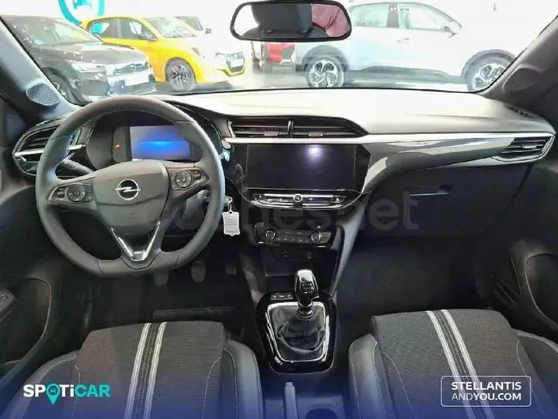 Usado Opel Corsa 100 CV (73 kW) 2025 Blanco Utilitario