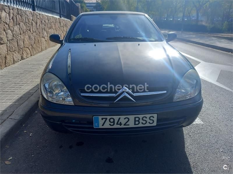 Negro Usado 2002 Citroën Xsara Exclusive Berlina | 1900 € (Precio justo) - Imagen 1/4