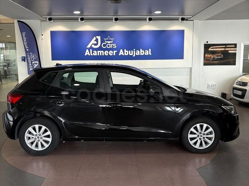 Usado Seat Ibiza Style 110 CV (80 kW) 2023 Negro Utilitario