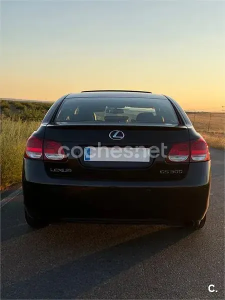Usado Lexus GS300 President Line 249 CV (183 kW) 2006 Negro Berlina