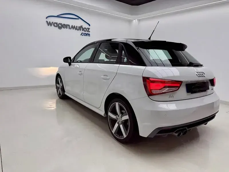 Usado Audi A1 Sportback S-Line 125 CV (91 kW) 2018 Blanco Utilitario