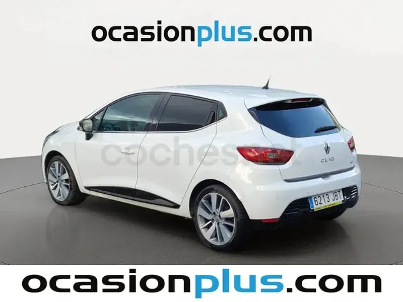 Usado Renault Clio IV 90 CV (66 kW) 2014 Blanco Berlina