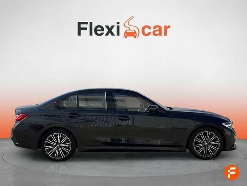 Usado BMW 318 150 CV (110 kW) 2022 Negro Berlina