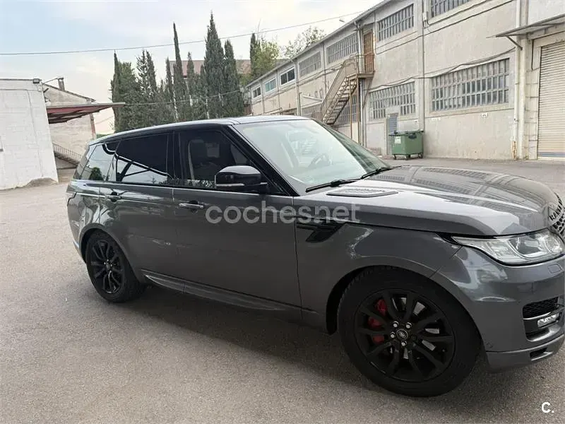 Usado Land Rover Range Rover HSE 339 CV (249 kW) 2015 Gris / plata SUV