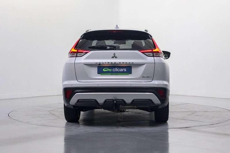 Usado Mitsubishi Eclipse Cross 98 CV (72 kW) 2021 Negro SUV