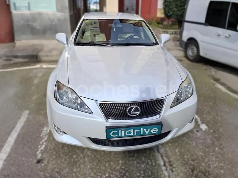 Usado Lexus IS220d 177 CV (130 kW) 2008 Blanco Berlina